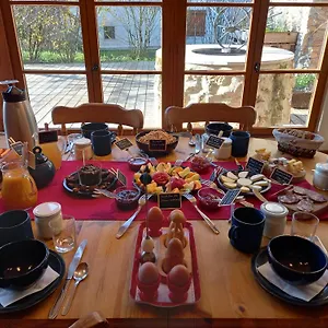 Valreley, Et Table D'hotes Eco-friendly Avec Bain Nordique Au Sud Du Massif Du Jura Champagne-en-Valromey